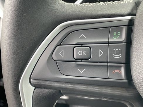 New 2025 Jeep Grand Cherokee image 17