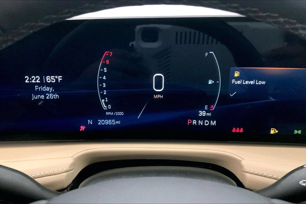 Used 2024 Cadillac XT4 Premium Luxury w/ Cold Weather Package FWD image 20
