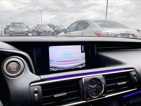 Used 2019 Lexus IS 300 F Sport w/ F Sport Package image 26