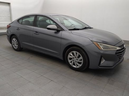 Used 2019 Hyundai Elantra SE FWD image 11