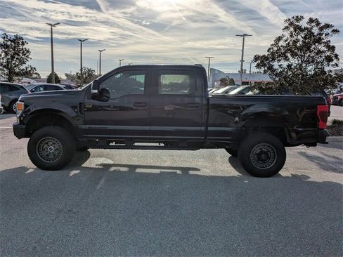 Used 2021 Ford F250 XLT w/ FX4 Off-Road Package image 7