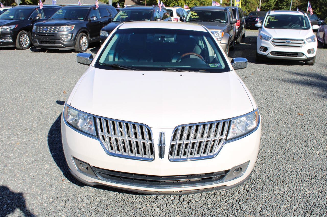 Used 2011 Lincoln MKZ Hybrid w/ 201A Rapid Spec Order Code FWD image 3