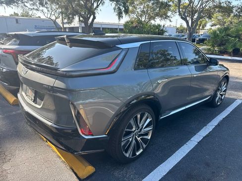Used 2023 Cadillac Lyriq 2WD image 4