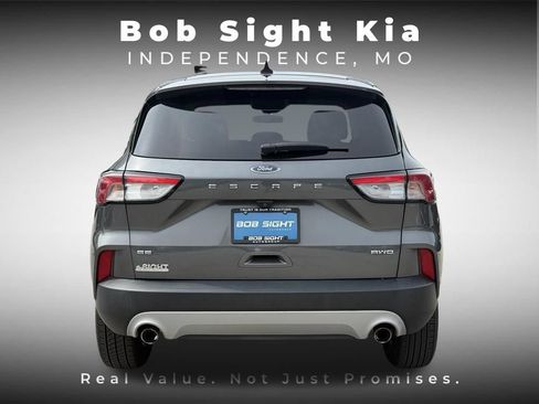 Used 2022 Ford Escape SE AWD/4WD image 11