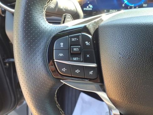Used 2024 Ford Explorer ST w/ Equipment Group 401A AWD/4WD image 18