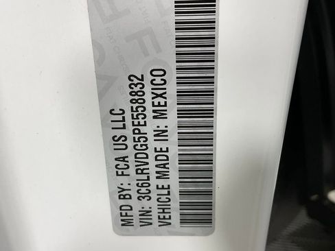 Used 2023 RAM ProMaster 2500 image 23