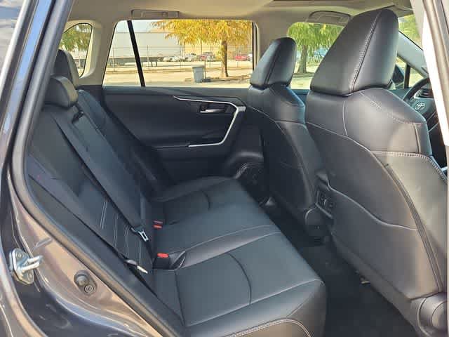 Used 2021 Toyota RAV4 Limited FWD image 18