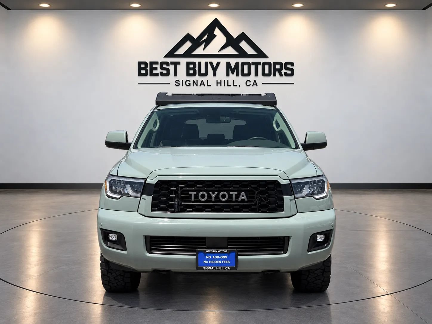 Used 2021 Toyota Sequoia TRD Pro AWD/4WD image 2