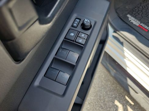 Used 2025 Toyota Sequoia TRD Pro AWD/4WD image 15