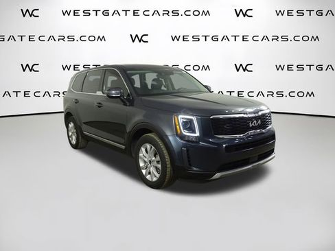 Used 2022 Kia Telluride LX image 1