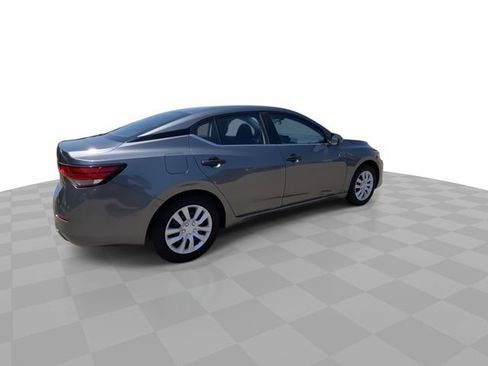 Used 2025 Nissan Sentra S FWD image 2