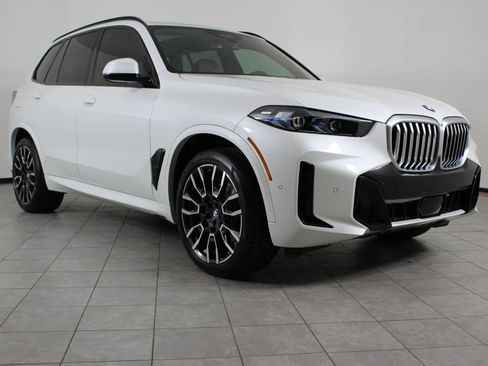 Used 2026 BMW X5 xDrive40i w/ M Sport Package image 7