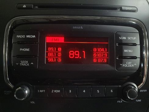 Used 2018 Kia Forte LX image 25