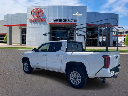 Used 2024 Toyota Tacoma SR5 w/ SR5 Upgrade Package RWD image 6
