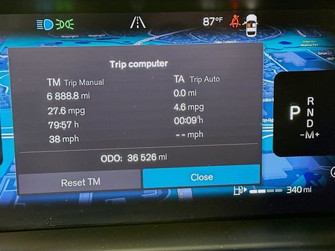 Used 2023 Volvo XC60 B5 Plus AWD/4WD image 22