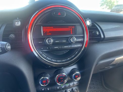 Used 2015 MINI Cooper 4-Door Hardtop FWD image 11