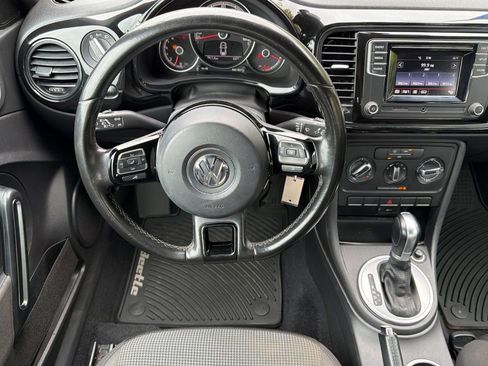 Used 2017 Volkswagen Beetle 1.8T S image 14