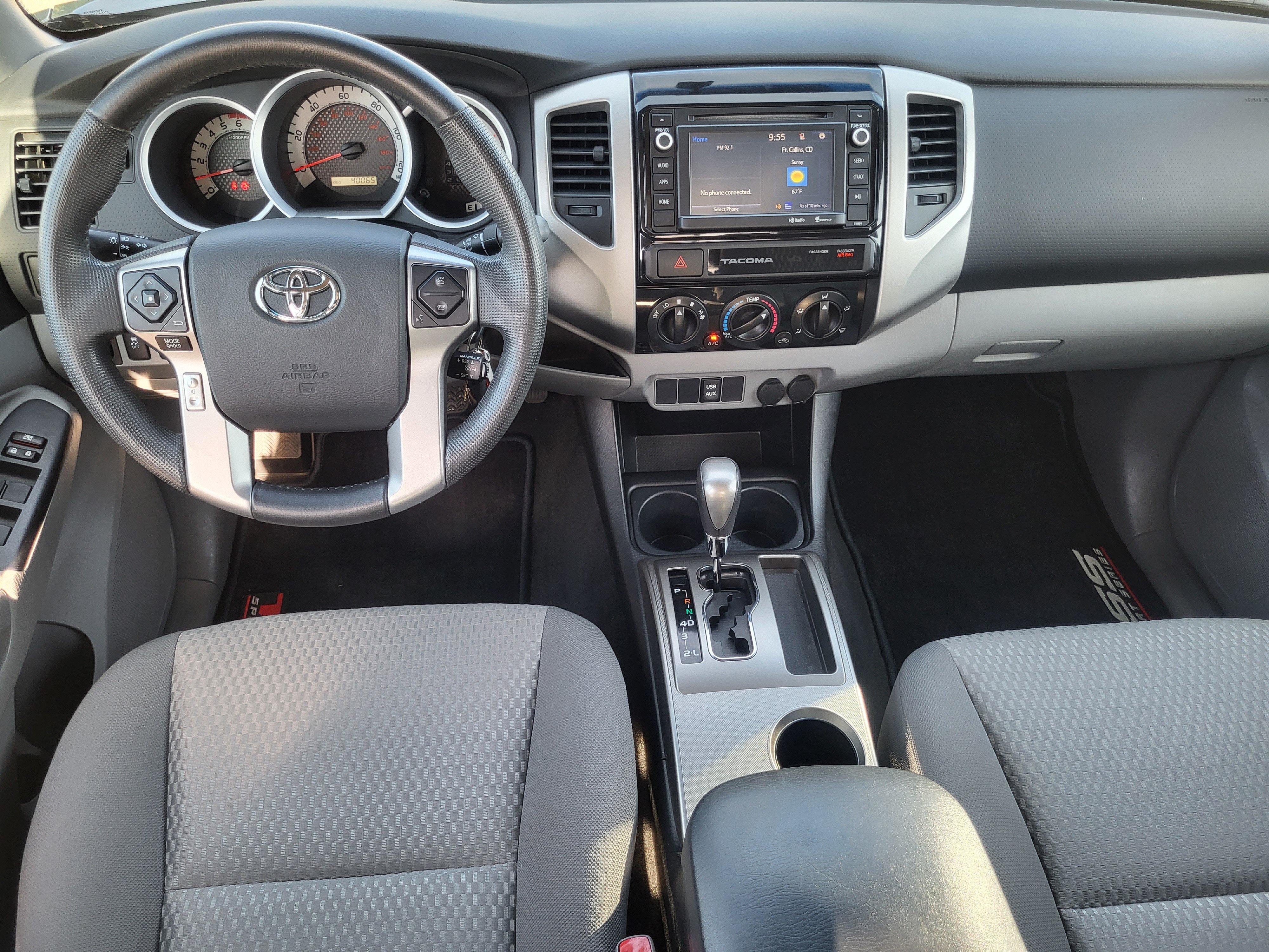 Used 2015 Toyota Tacoma PreRunner w/ SR5 Package RWD image 22