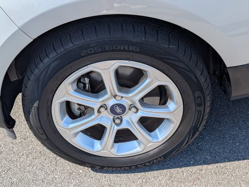 Used 2019 Ford EcoSport SE w/ SE Convenience Package FWD image 28