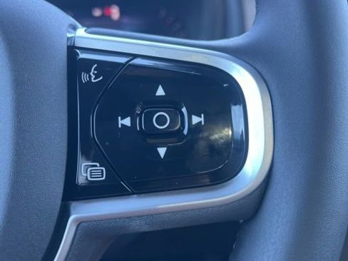 New 2026 Volvo XC90 B5 Core image 13