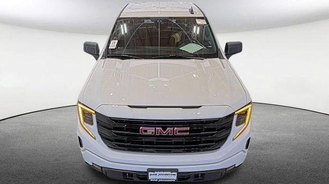 Used 2025 GMC Sierra 1500 Elevation AWD/4WD image 2
