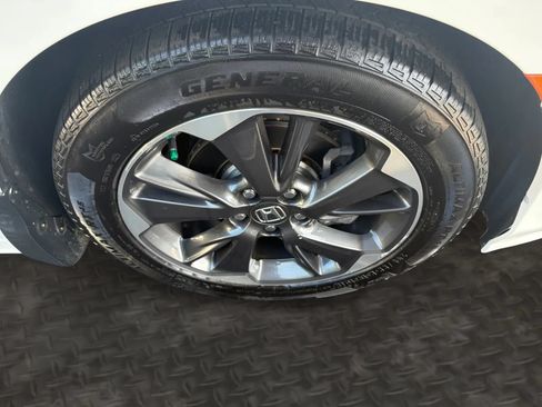Used 2021 Honda Odyssey Elite image 41