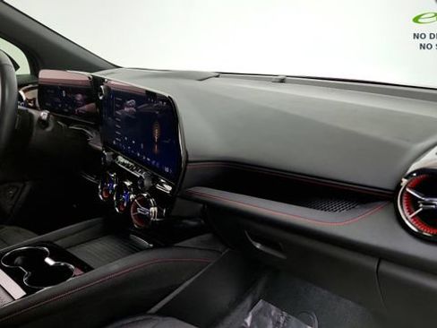 Used 2024 Chevrolet Blazer EV RS AWD/4WD image 35