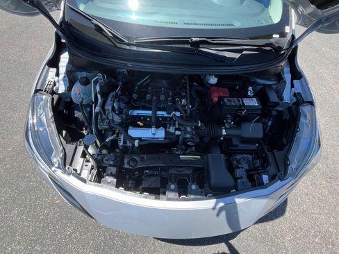 Used 2025 Nissan Versa SV FWD image 25