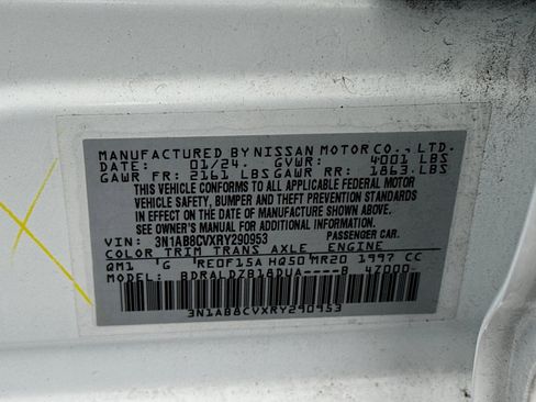 Certified 2024 Nissan Sentra SV image 28