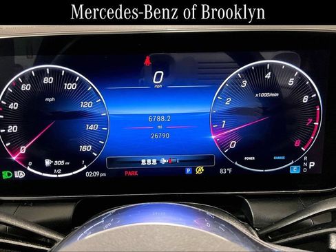 Used 2023 Mercedes-Benz GLC 300 4MATIC image 25
