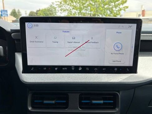 New 2025 Ford Maverick XLT w/ XLT Luxury Package image 33