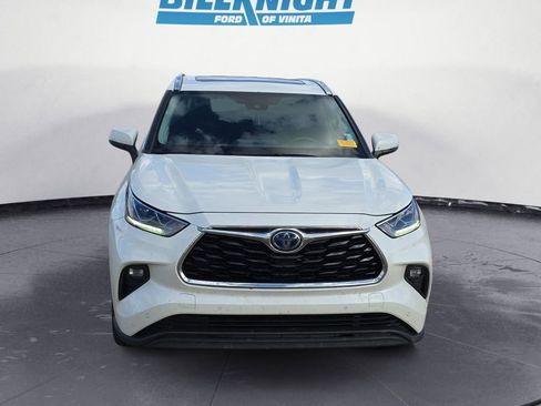Used 2021 Toyota Highlander Limited image 8