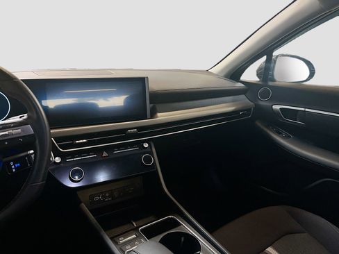 Used 2025 Hyundai Sonata SEL FWD image 24