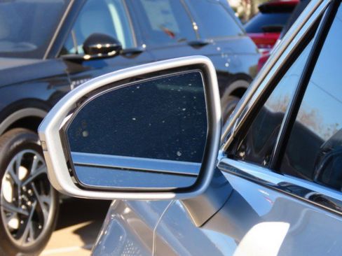 Used 2018 Lincoln MKX Reserve image 17