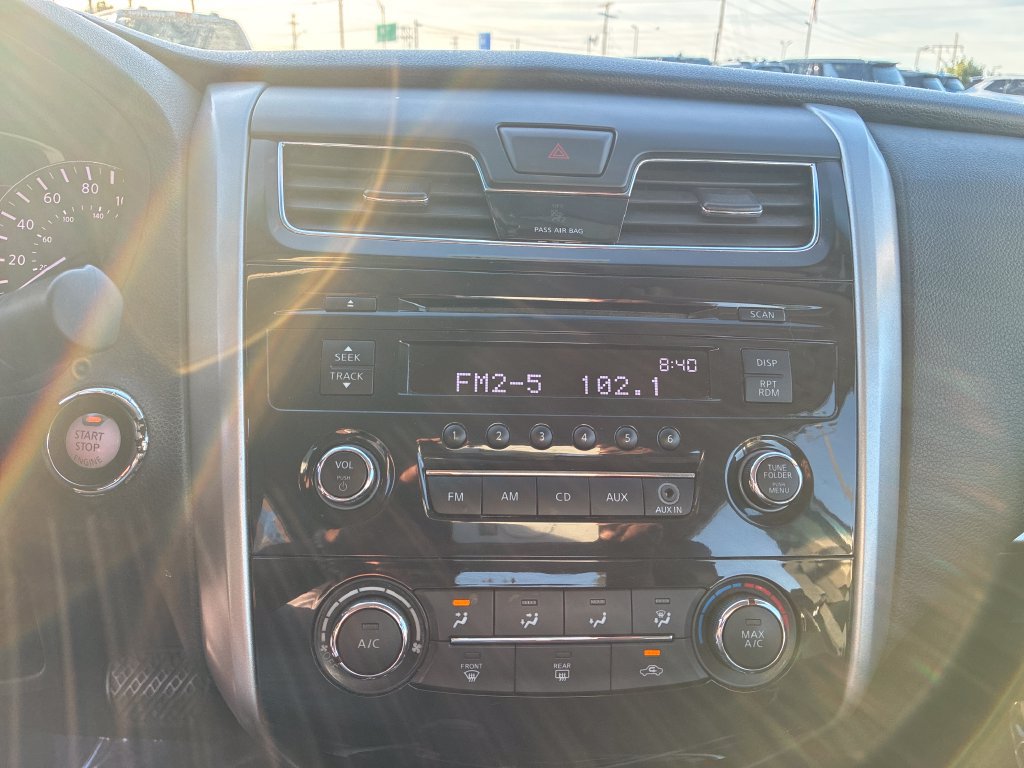 Used 2014 Nissan Altima 2.5 S FWD image 15