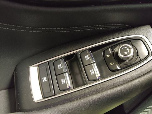 Used 2021 Subaru Legacy Limited image 27