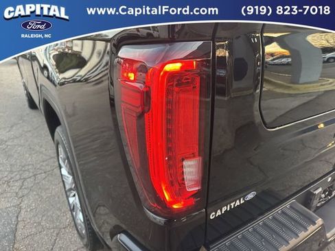 Used 2022 GMC Sierra 1500 Denali w/ Denali Reserve Package image 15