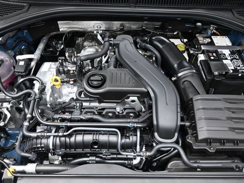 New 2026 Volkswagen Jetta SE image 28