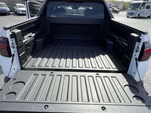 Used 2024 Hyundai Santa Cruz SEL FWD image 9