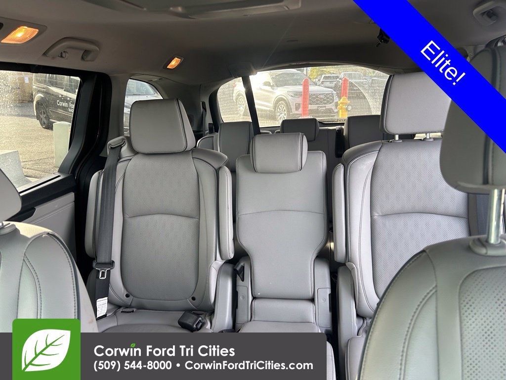 Used 2023 Honda Odyssey Elite image 9