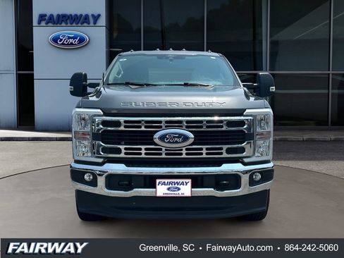 Used 2026 Ford F350 XLT AWD/4WD image 2