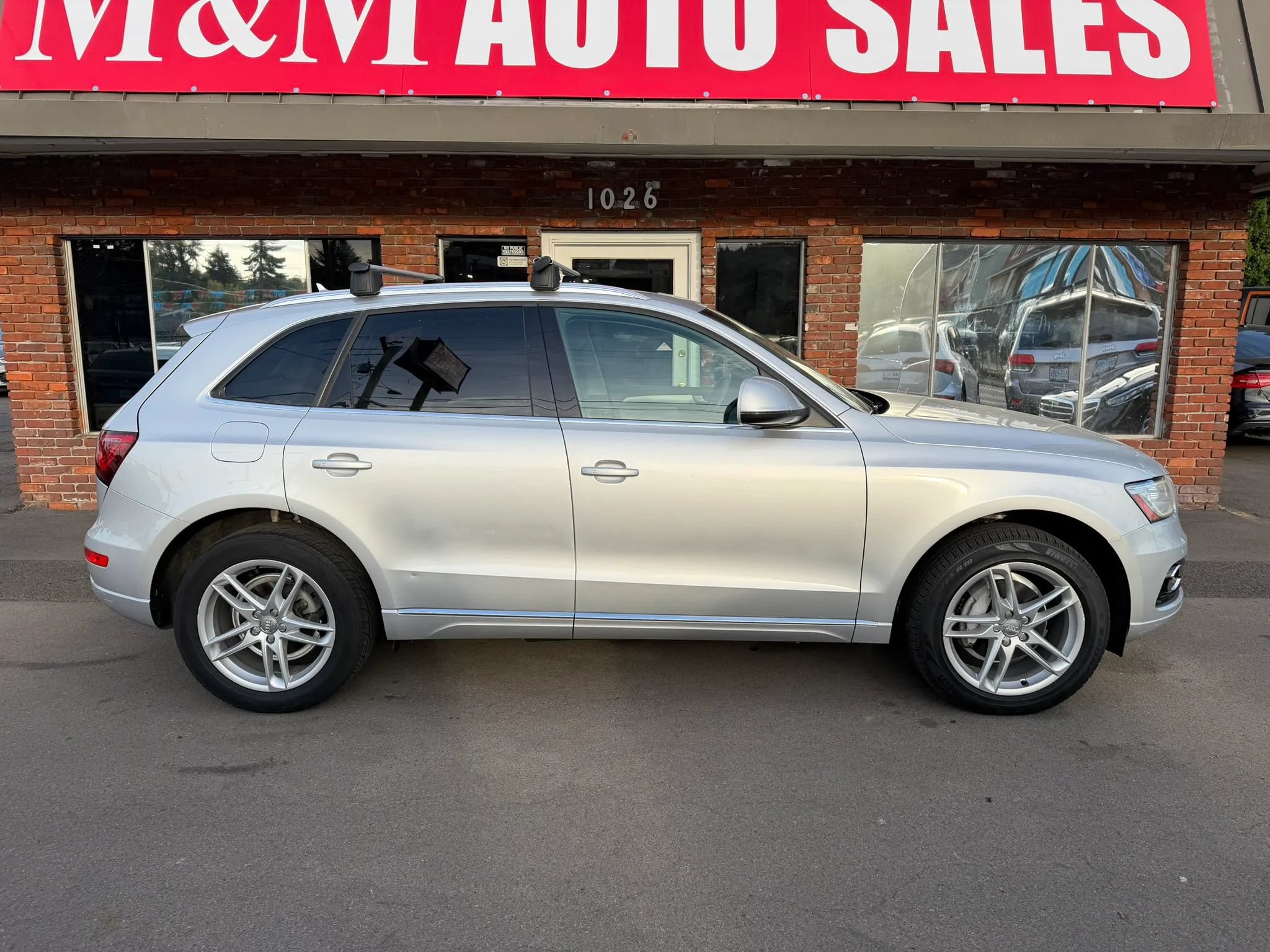 Used 2014 Audi Q5 2.0T Premium Plus AWD/4WD image 2