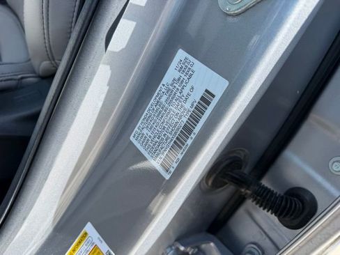 Certified 2025 Honda Pilot EX-L image 35