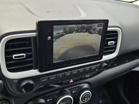 Used 2023 Hyundai Venue Limited w/ Cargo Package FWD image 20