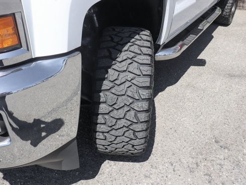 Used 2019 Chevrolet Silverado 2500 LTZ w/ Duramax Plus Package image 47