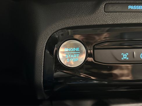 Used 2025 Ford Escape Platinum image 35