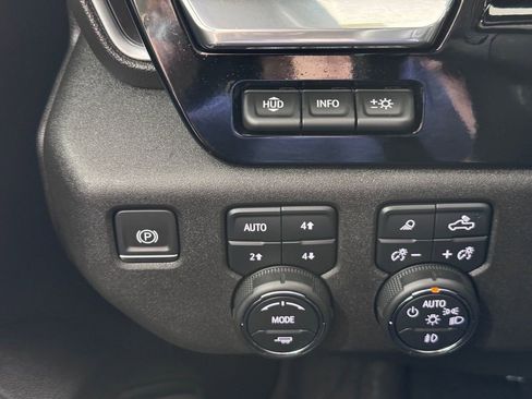 Certified 2024 Chevrolet Silverado 2500 High Country w/ High Country Premium Package AWD/4WD image 24