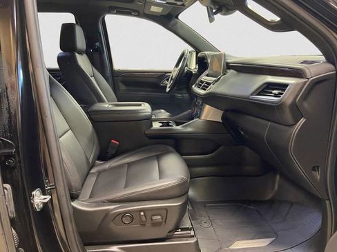 Used 2023 Chevrolet Tahoe Z71 w/ Z71 Off-Road Package image 16