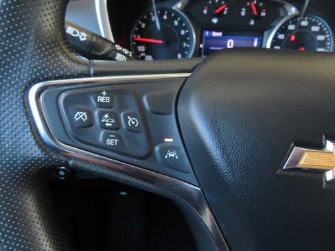 Used 2021 Chevrolet Equinox LT AWD/4WD image 18