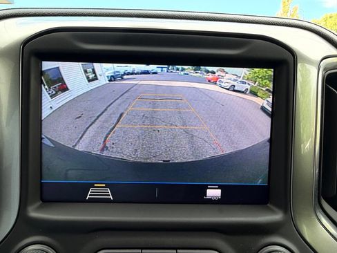 Used 2022 Chevrolet Silverado 1500 LT Trail Boss w/ Bed Protection Package AWD/4WD image 25